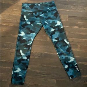 Lorna Jane GI Jane Core Ankle Biter Tight